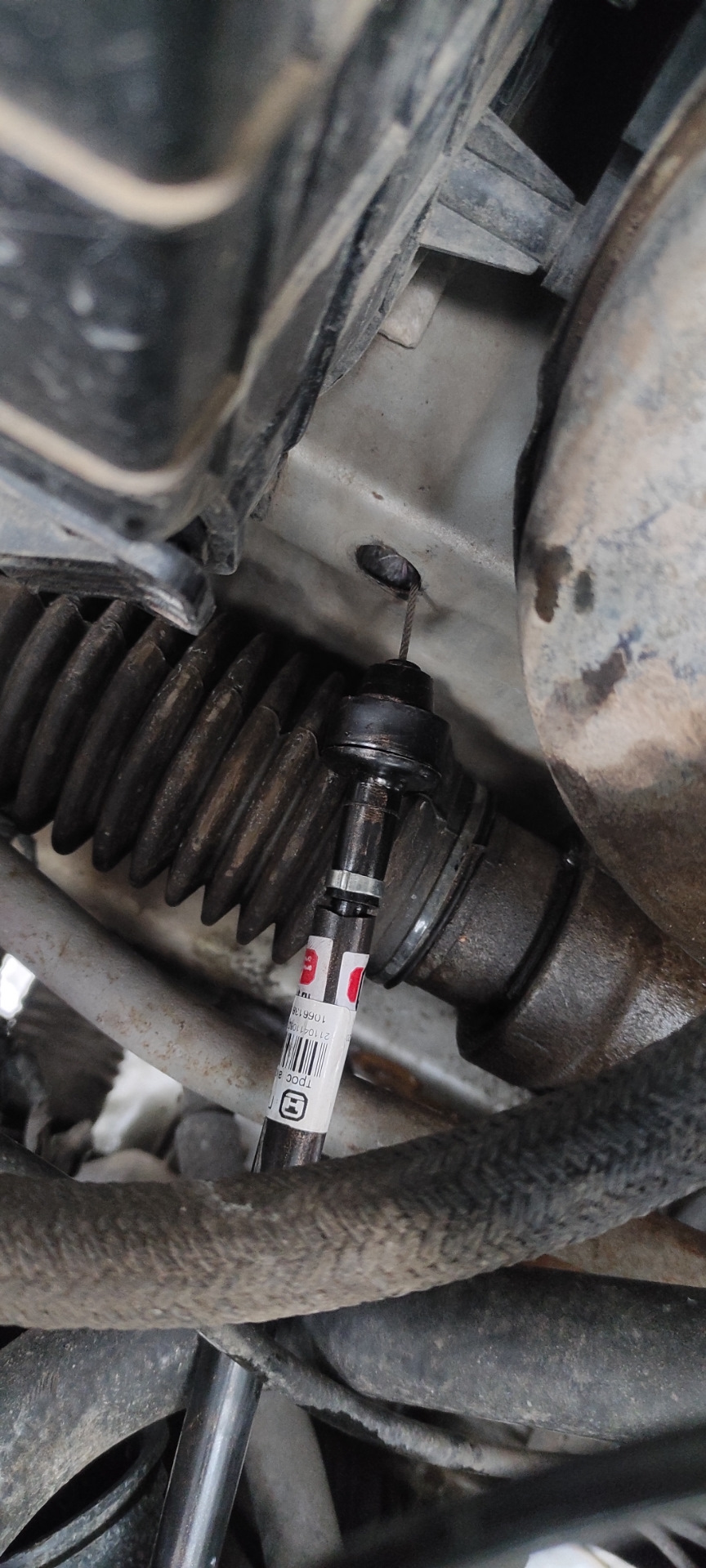 Не смог поставить в этом месте — Lada 21124