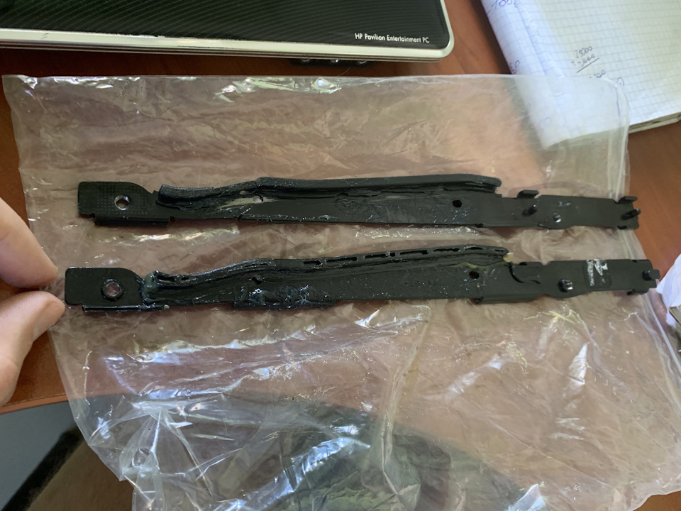 Замена пластиковых направляющих панорамы — BMW X5 (E70), 3 л, 2013 года ...