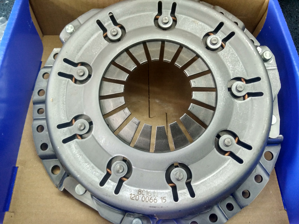 Замена ступиц, передних колодок, втулок стабилизатора Hyundai Santa Fe ...