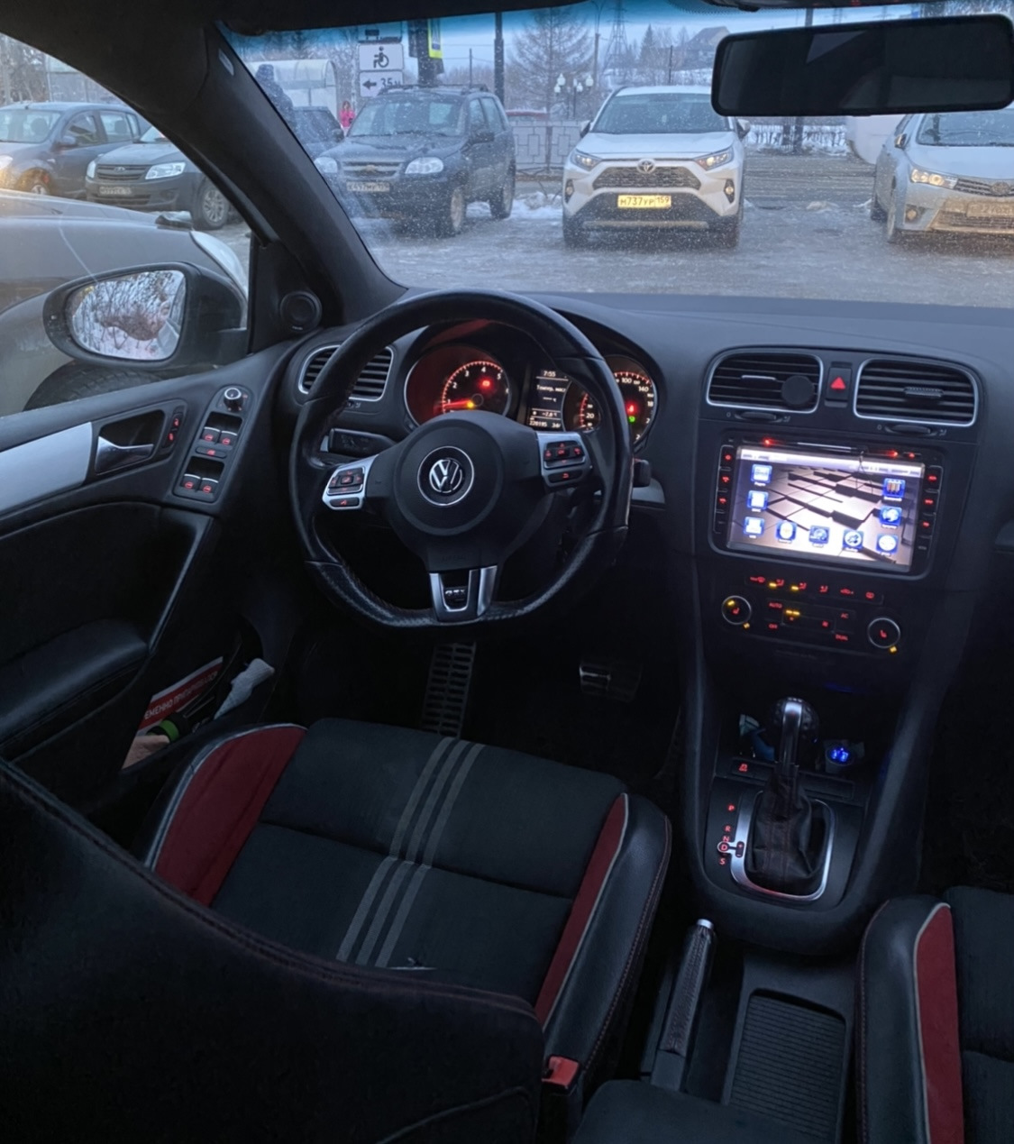 Volkswagen Golf GTI 2011