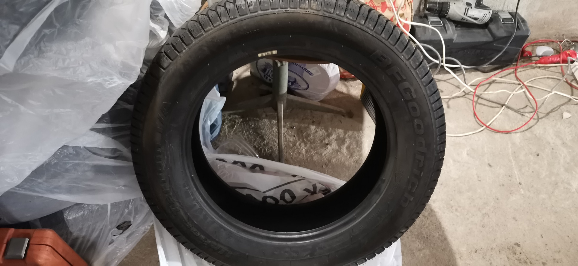 Летняя резина BF Goodrich — Chevrolet Captiva (1G), 3,2 л, 2007 года ...