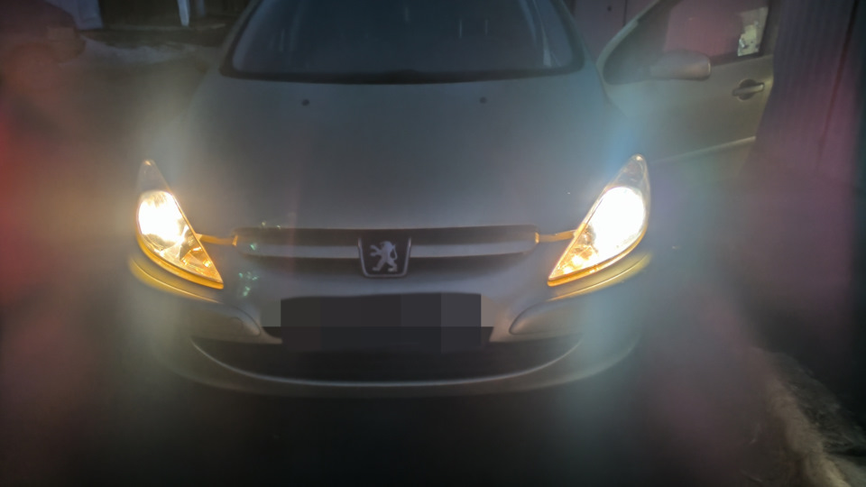 Замена ближнего света Peugeot 307 — Peugeot 307, 2 л, 2002 года ...