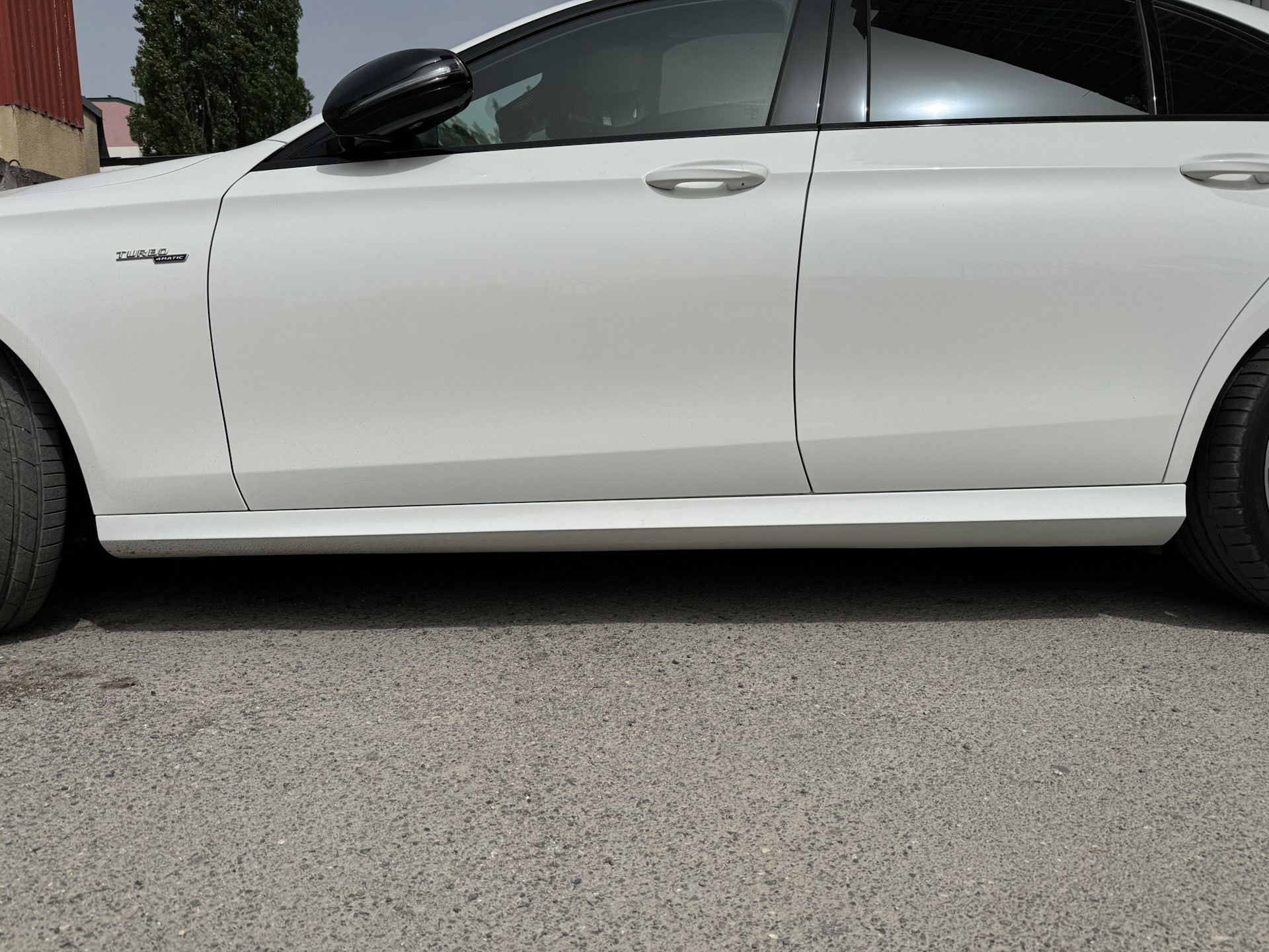 35) Окрас и выпрямление порогов — Mercedes-Benz E-Class (W213), 2 л ...