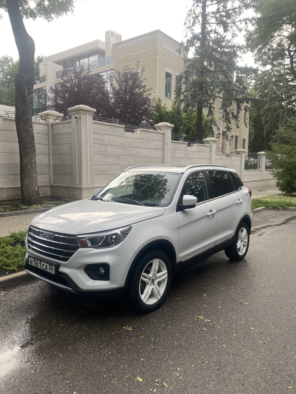 Photo from the logbook Lifan X70