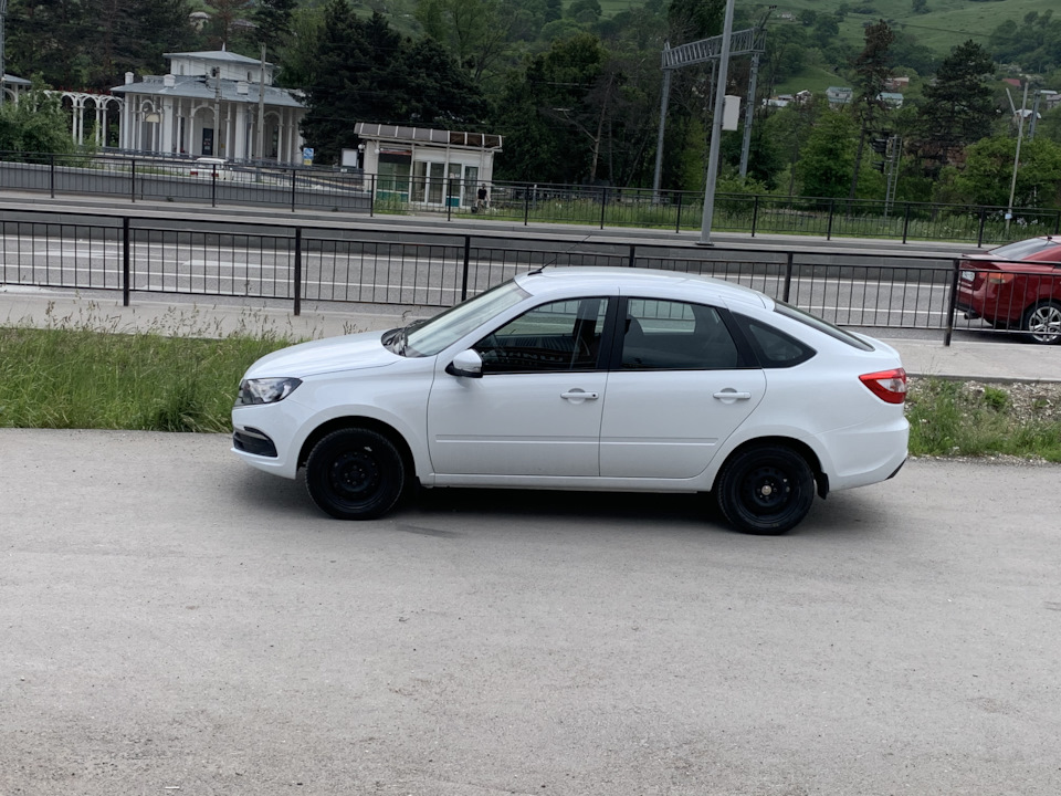 Диски р14 — Lada Гранта Лифтбек (2G), 1,6 л, 2022 года | колёсные диски ...