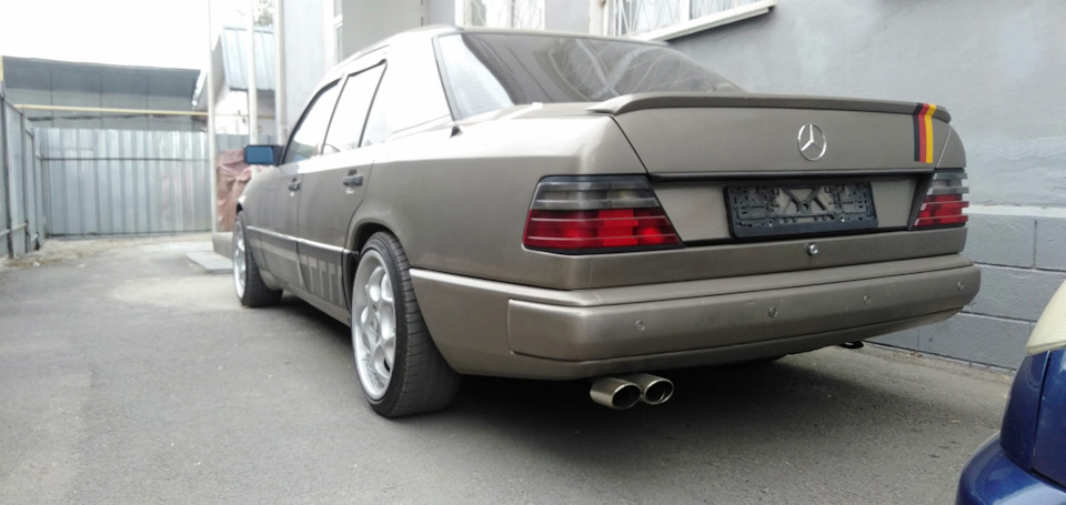 Вежливая подсветка — Volkswagen Passat B3, 1,8 л, 1989 года | своими ...