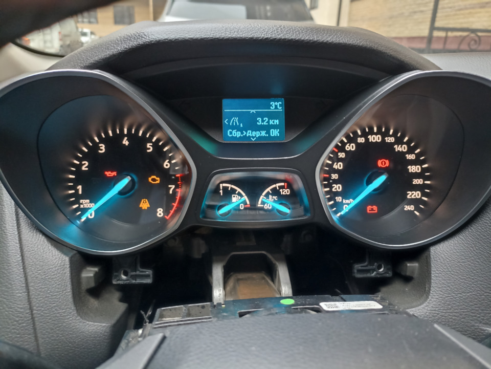 Панель приборов От Куга 2 рестайлинг на Форд Фокус 3 — Ford Focus III ...