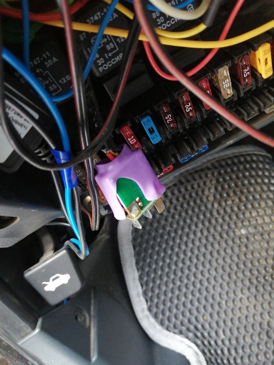 Универсальный контроллер ДХО-light 2.0.3d, дальний в полнакала — Lada ...