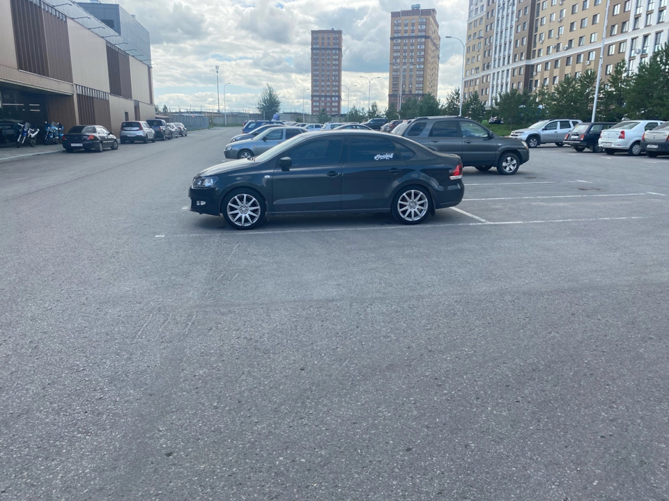 Надеваем чехлы на койловеры — Volkswagen Polo Sedan, 1,6 л, 2014 года ...