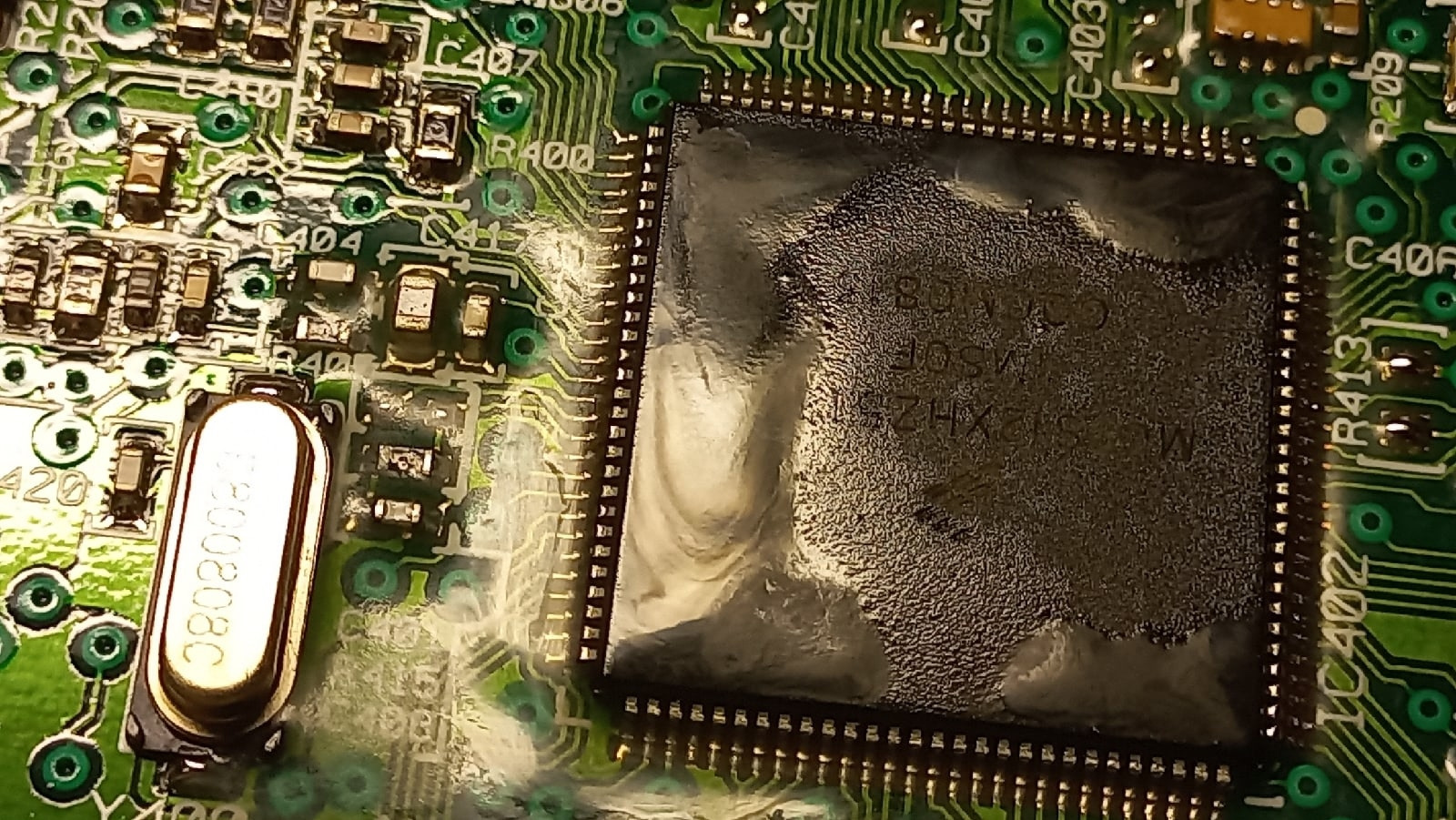 Пропайка процессора приборной панели. — Ford Focus II Sedan, 1,8 л ...