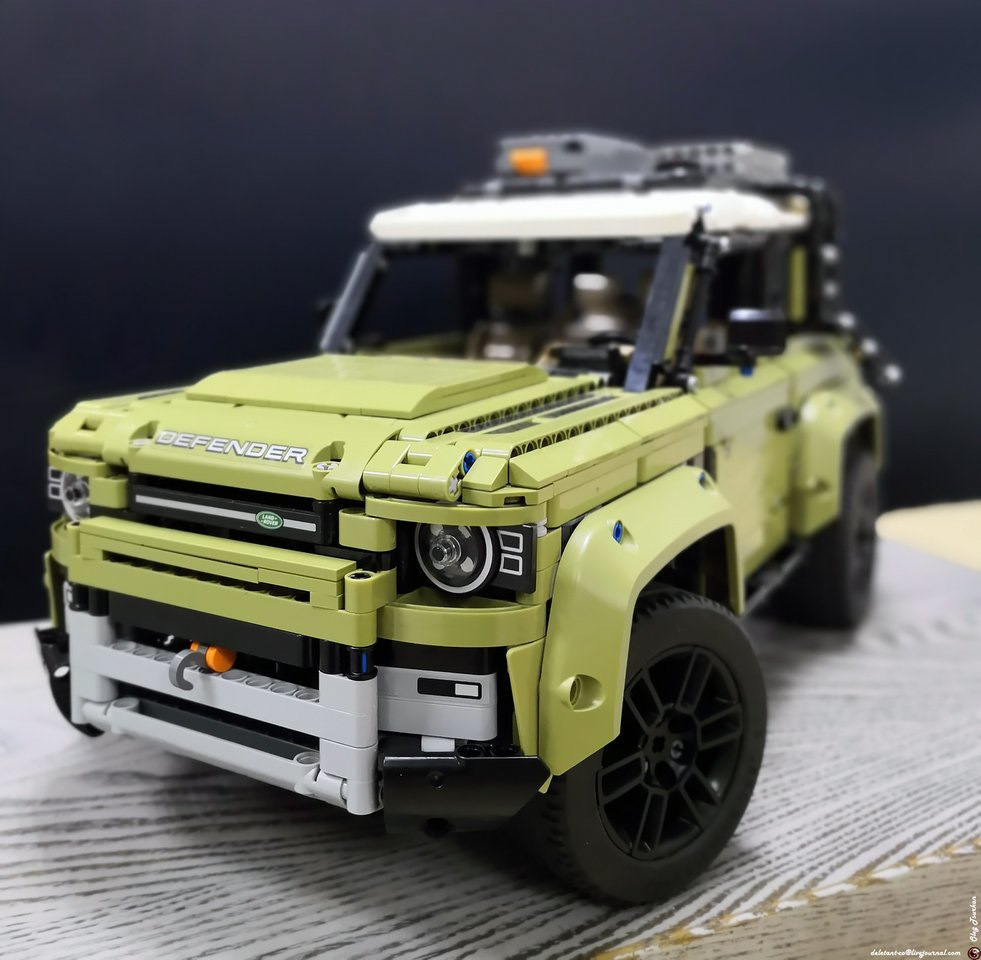 LEGO® Technic 42110 Land Rover Defender. — Land Rover Defender, 2,2 л, 2011  года | другое | DRIVE2