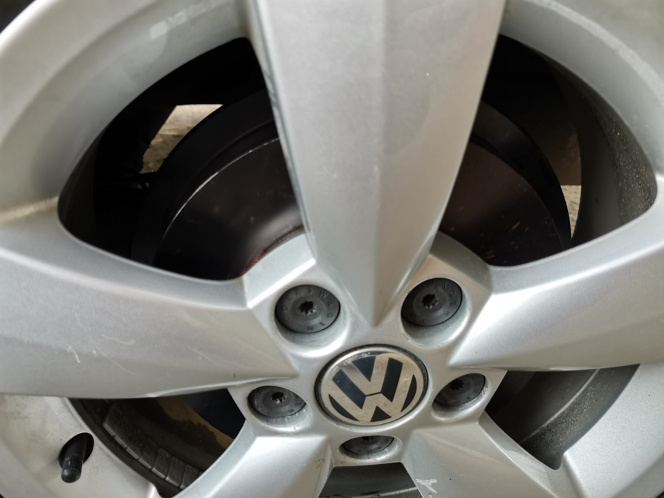 Задние тормоза и небольшое ТО. — Volkswagen Polo Sedan, 1,6 л, 2012 ...