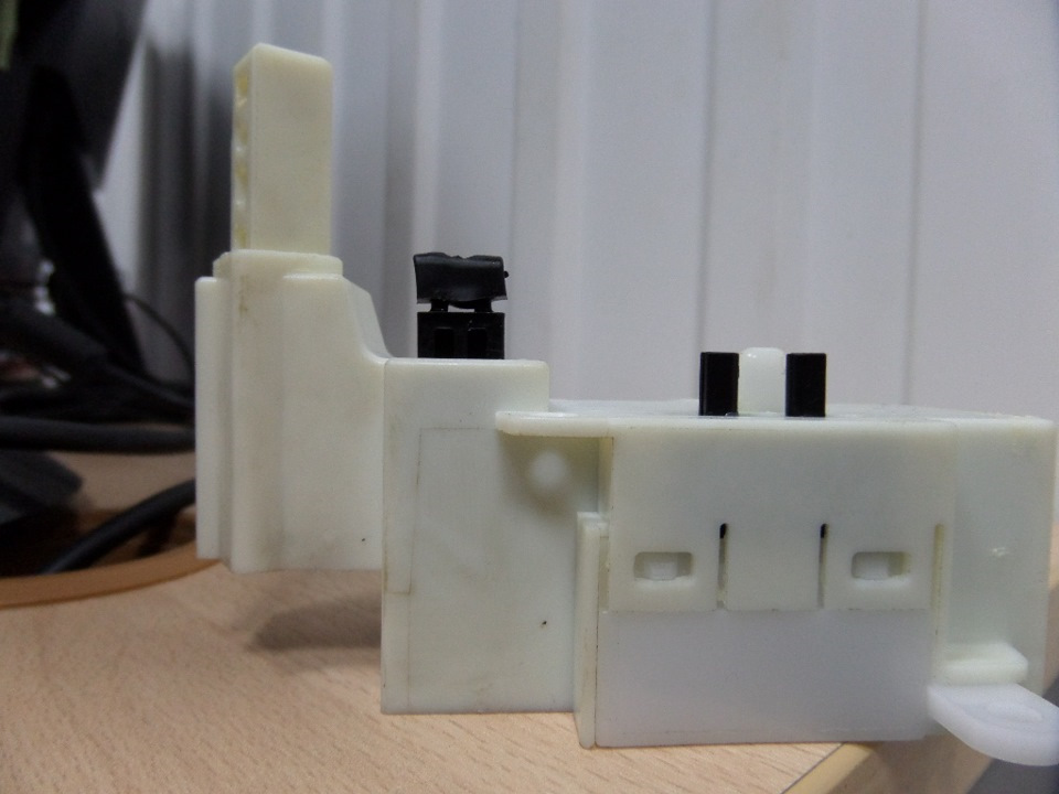 Не выключается магнитола при постановке на "Р"! — DRIVE2