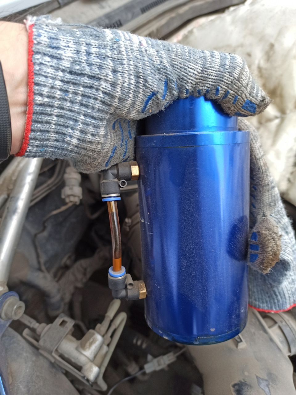 Решил маслоотделитель слить… — Subaru Forester (SG), 2 л, 2006 года ...