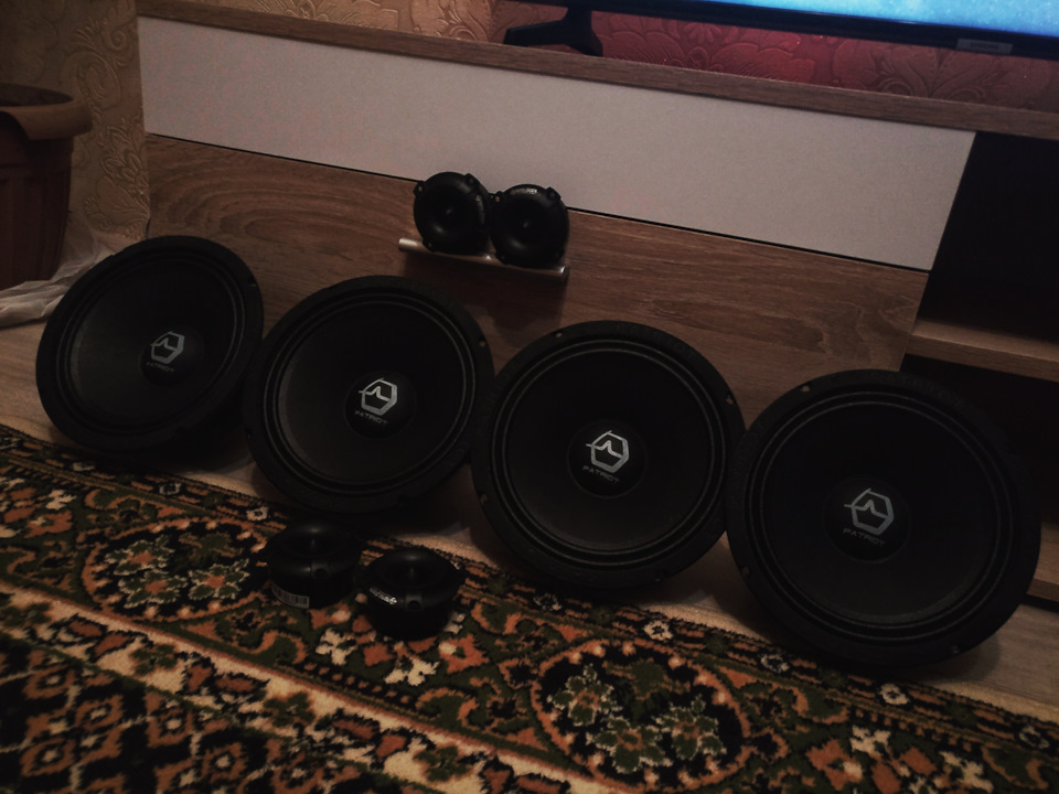 ZoAAAgNHl A 960 Чуть громче штатки что это