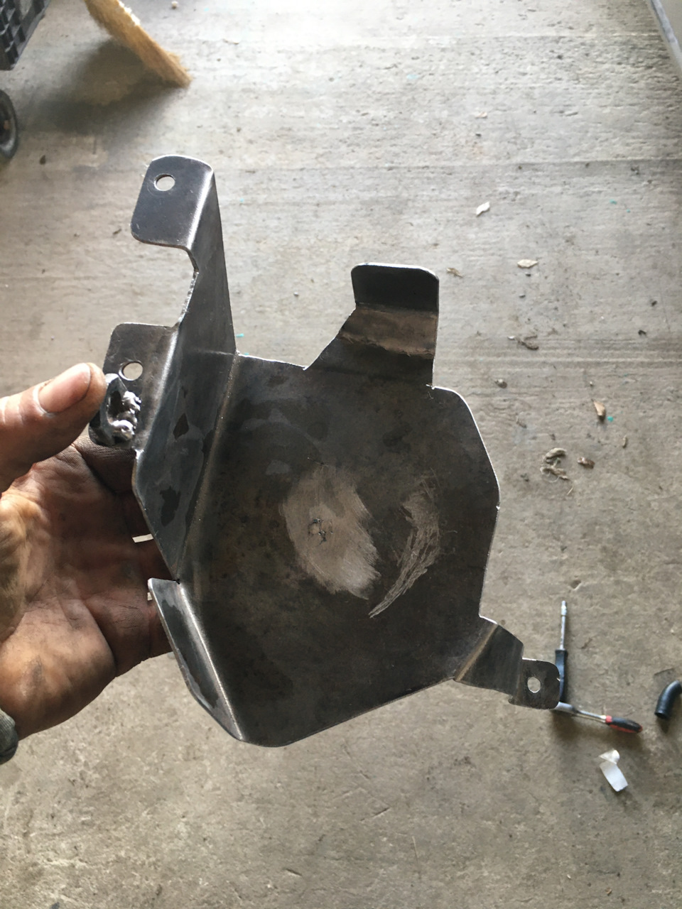 Лопнул расширительный бачок. — FAW Besturn B50, 1,6 л, 2012 года ...