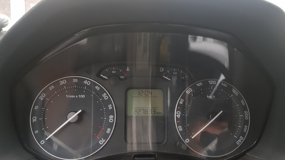 Панель приборов с MaxiDot — Skoda Octavia A5 Mk2, 1,6 л, 2005 года ...