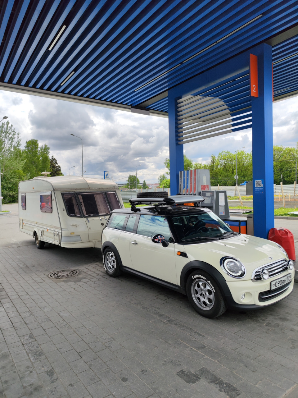 Установка фаркопа на MINI Cooper Clubman R55 — MINI Clubman (1G), 1,6 л,  2011 года | тюнинг | DRIVE2