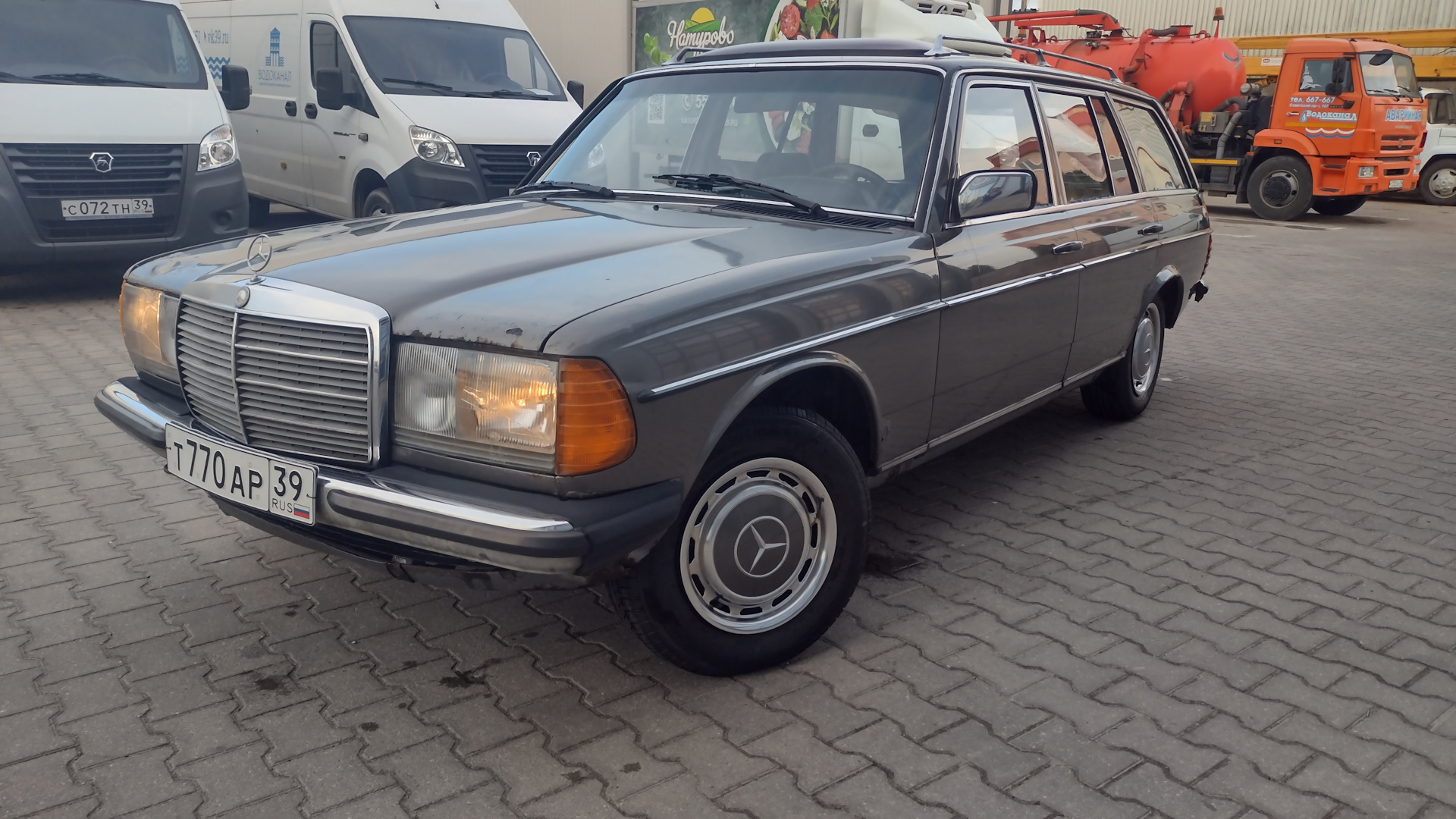 Mercedes-Benz W123 2.3 бензиновый 1984 | 230 te на DRIVE2