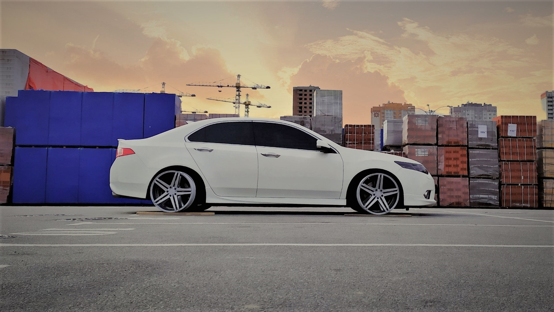 Honda Accord White Wheels