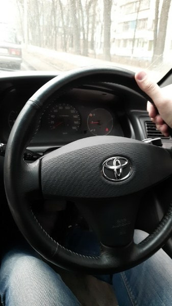 Руль от Изиса на Короллу 100 — Toyota Corolla wagon (7G), 1,3 л, 2000 ...