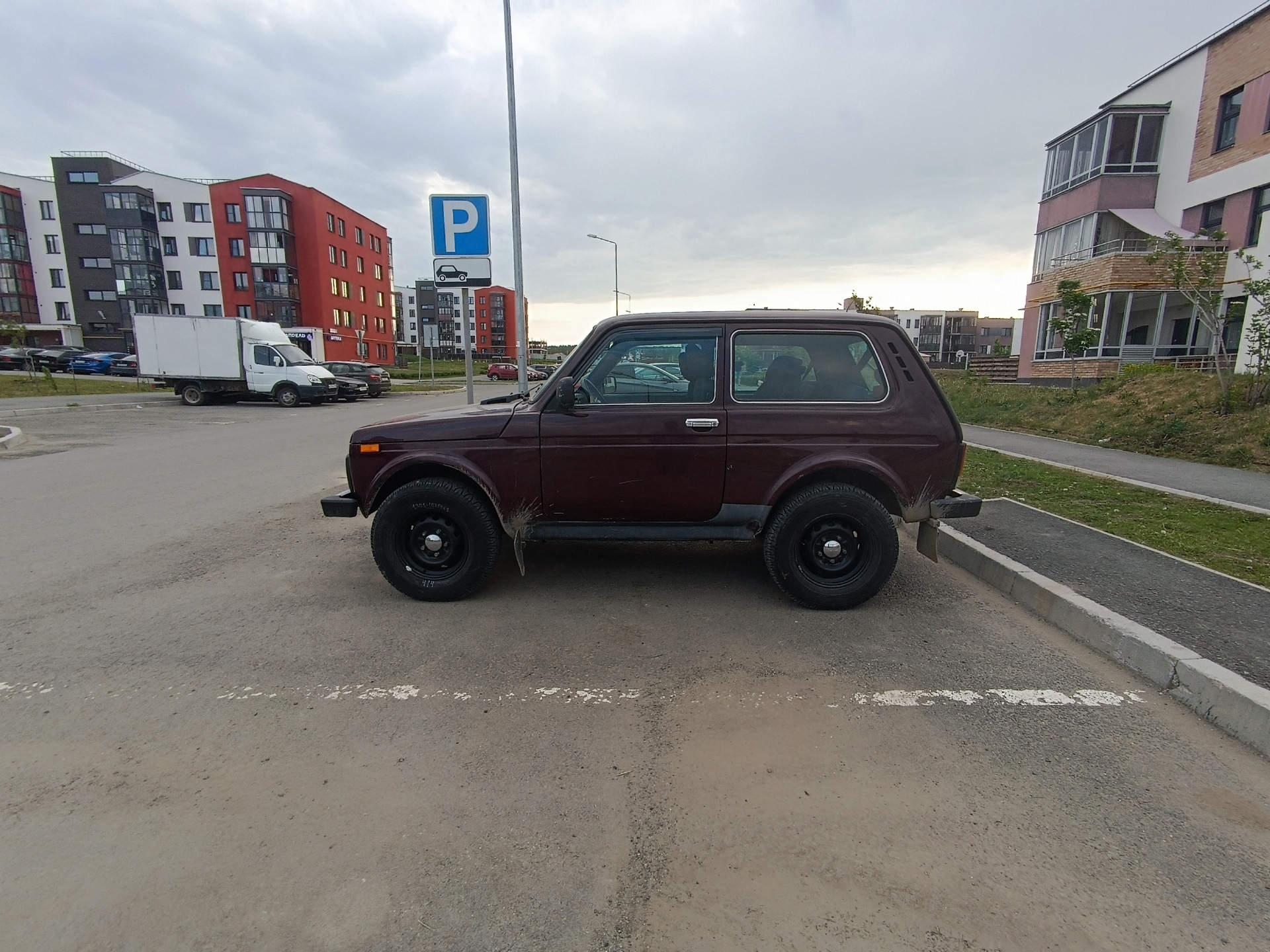 225 75 15 на Ниву 21214 — Lada 4x4 3D, 1,7 л, 2014 года | шины | DRIVE2