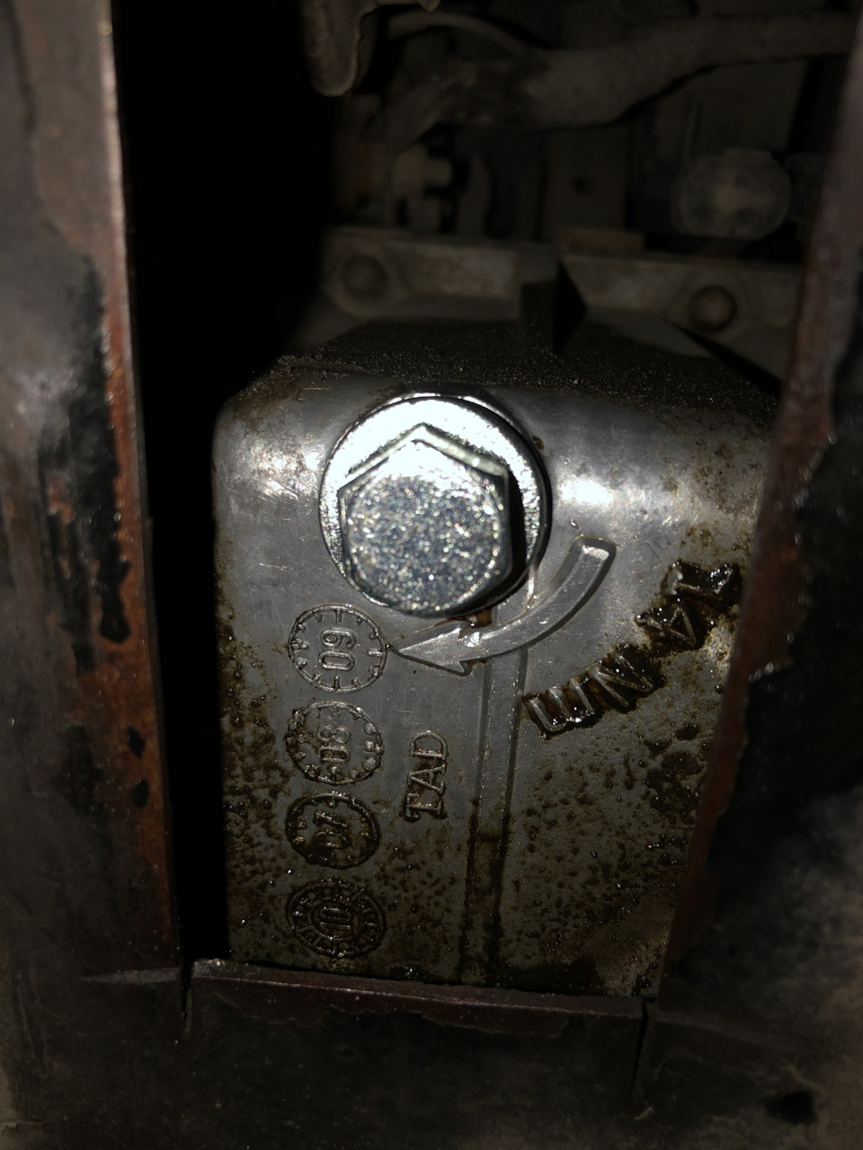 Восстановление резьбы сливной пробки — Opel Astra H GTC, 1,6 л, 2010 ...