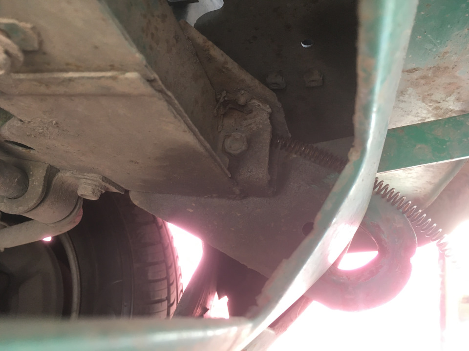 Продувка передних лонжеронов — Москвич 2137, 1,5 л, 1983 года | своими ...