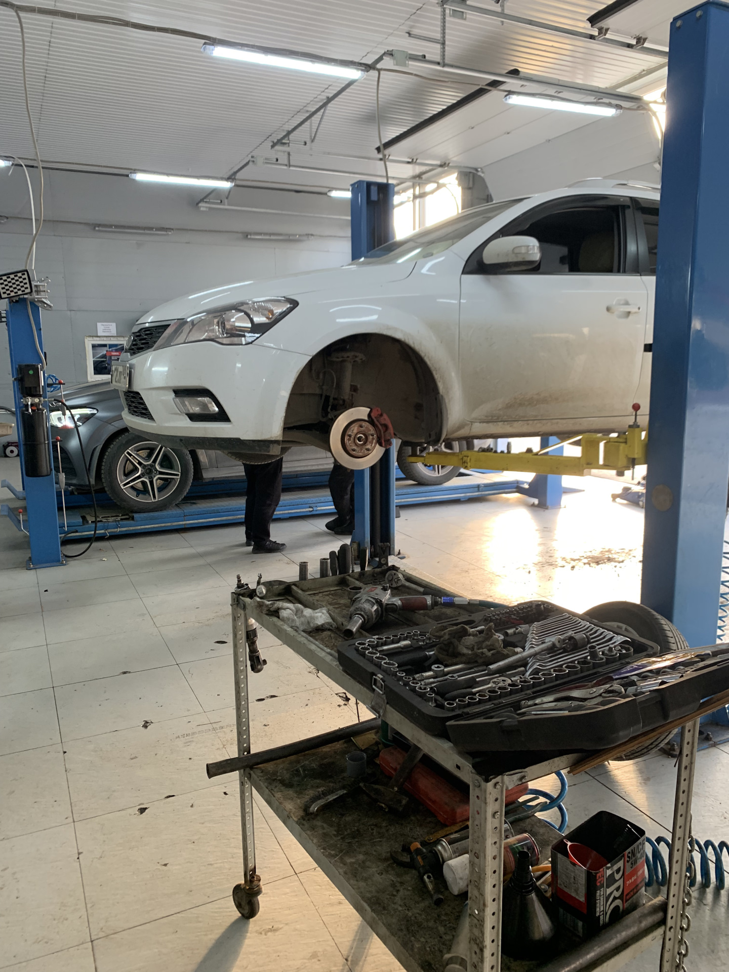 Ступичный подшипник левый перед — KIA Ceed SW (1G), 1,6 л, 2012 года ...
