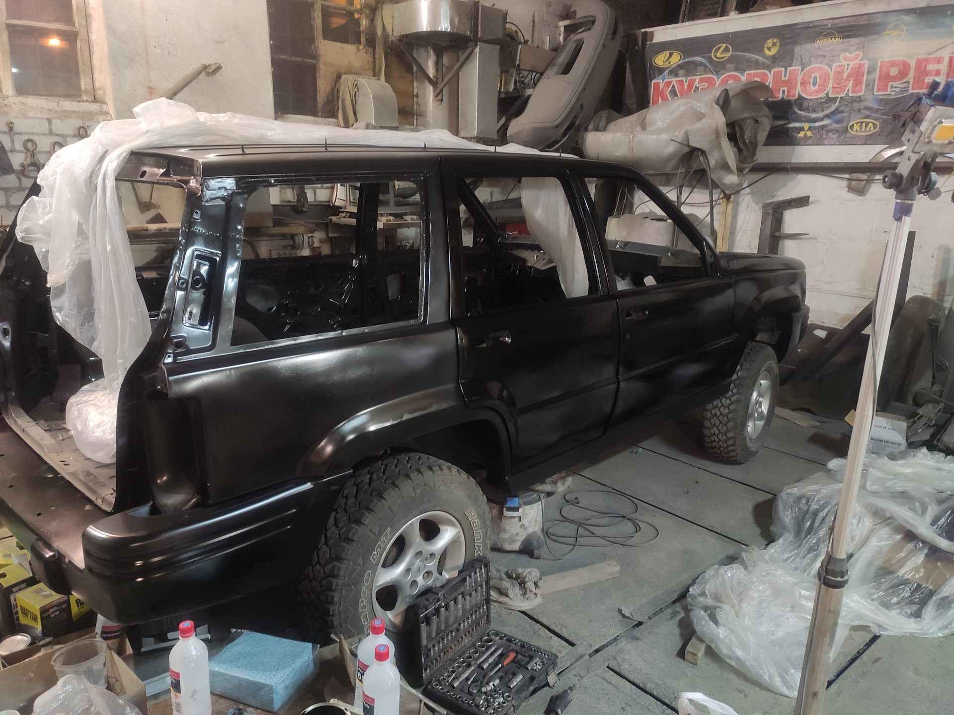 Подготовка к покраске Раптором. Сборка кузовщины. — Jeep Grand Cherokee ...