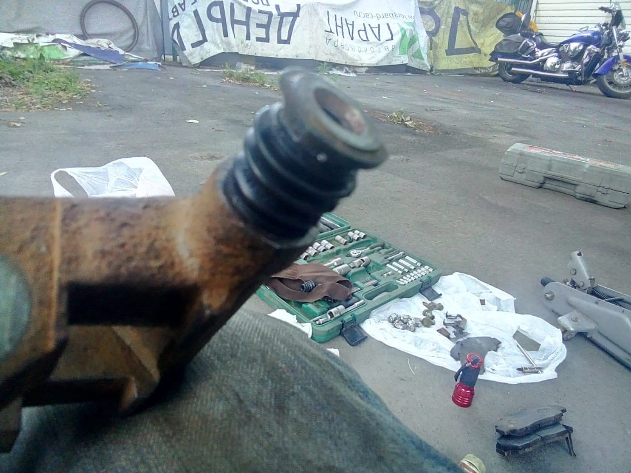 Замена колодок Nisshinbo — Honda CR-V (RD1, RD2), 2 л, 2001 года ...