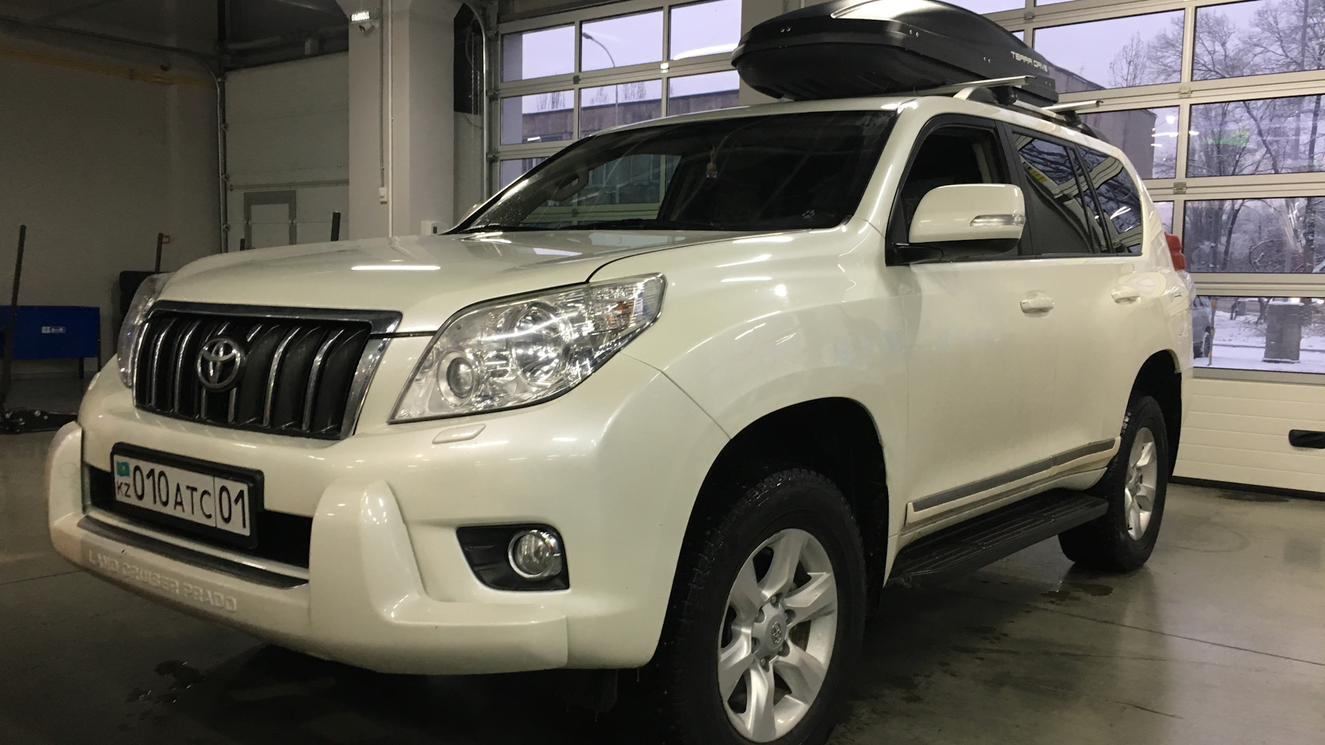 Купил прадо 2.7 бензин. Prado 2.7. Land Cruiser Prado 150 араб. Prado 150 2.7. Toyota Prado TX 2.7.