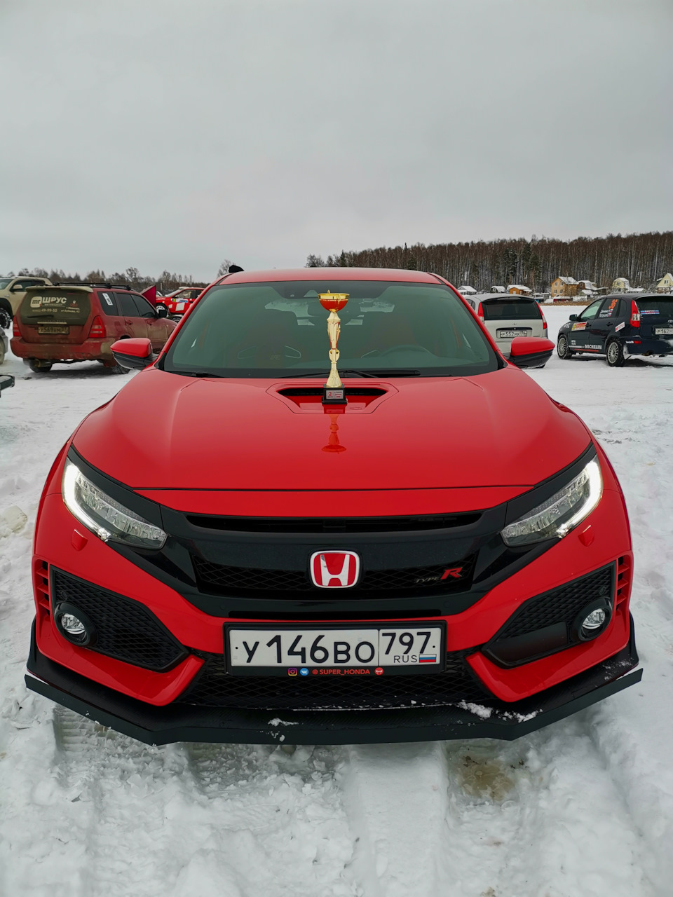 Лучшая машина для зимних гонок)) — Honda Civic Type R (5G), 2 л, 2019 года  | соревнования | DRIVE2