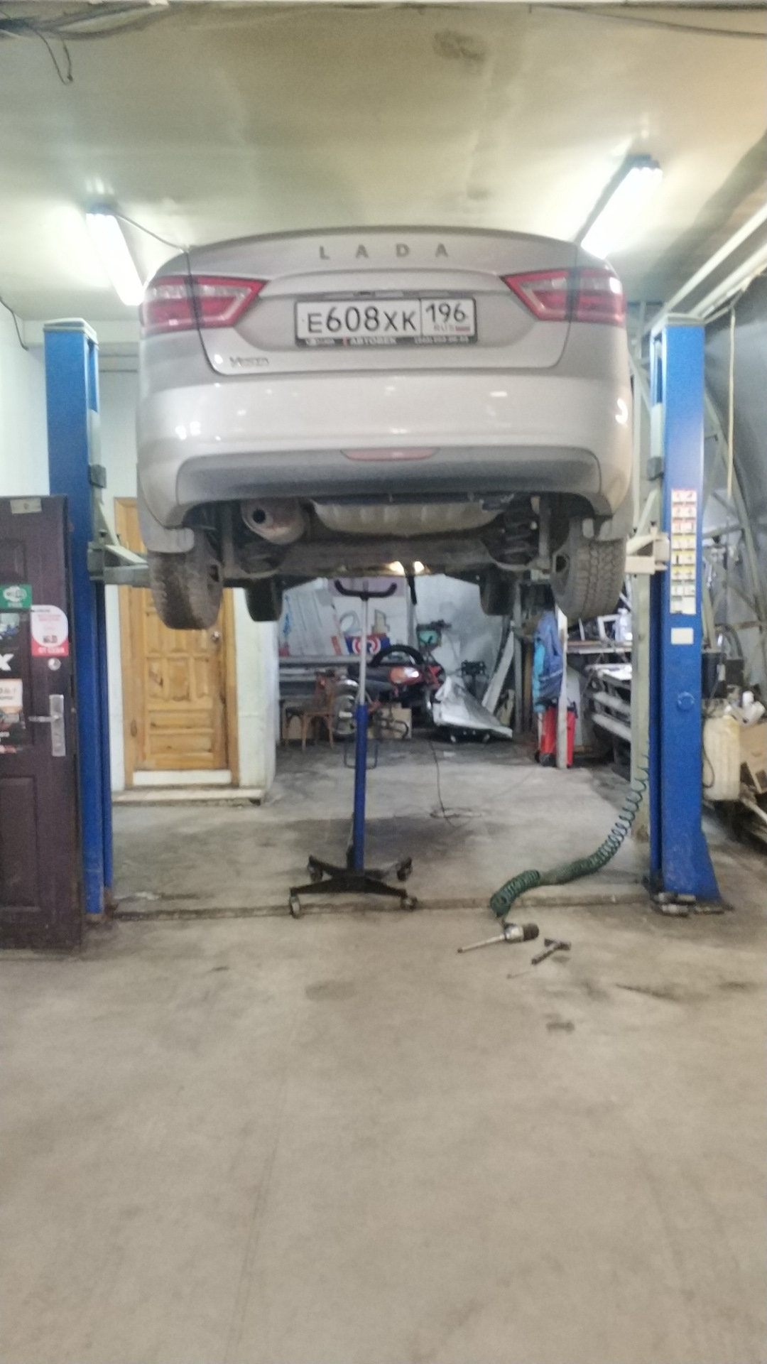 Замена гофры на ЛАДА ВЕСТА — Lada Vesta (1G), 1,6 л, 2017 года ...