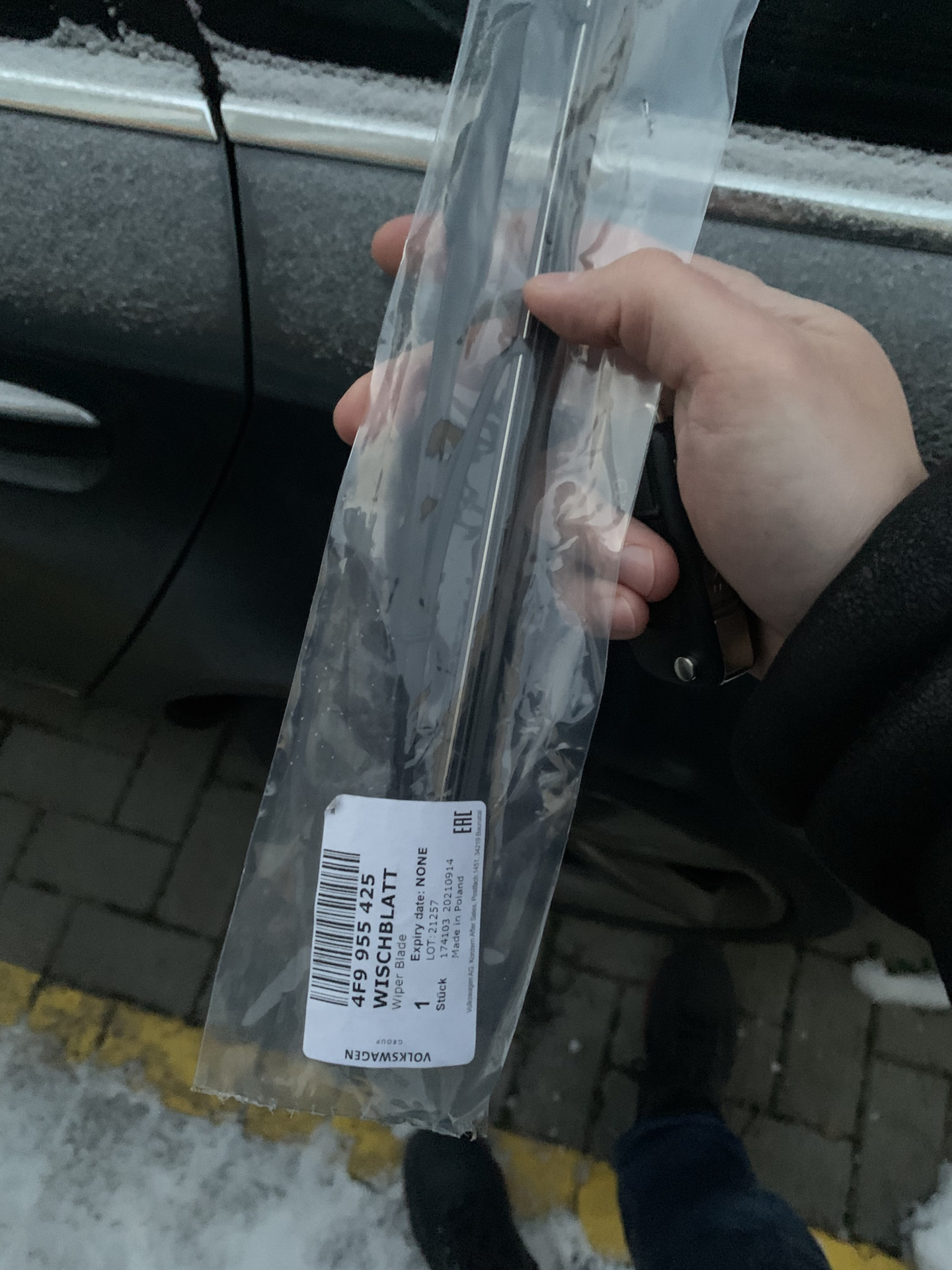 Новые дворники — Audi A6 Avant (C6), 3 л, 2011 года | расходники | DRIVE2