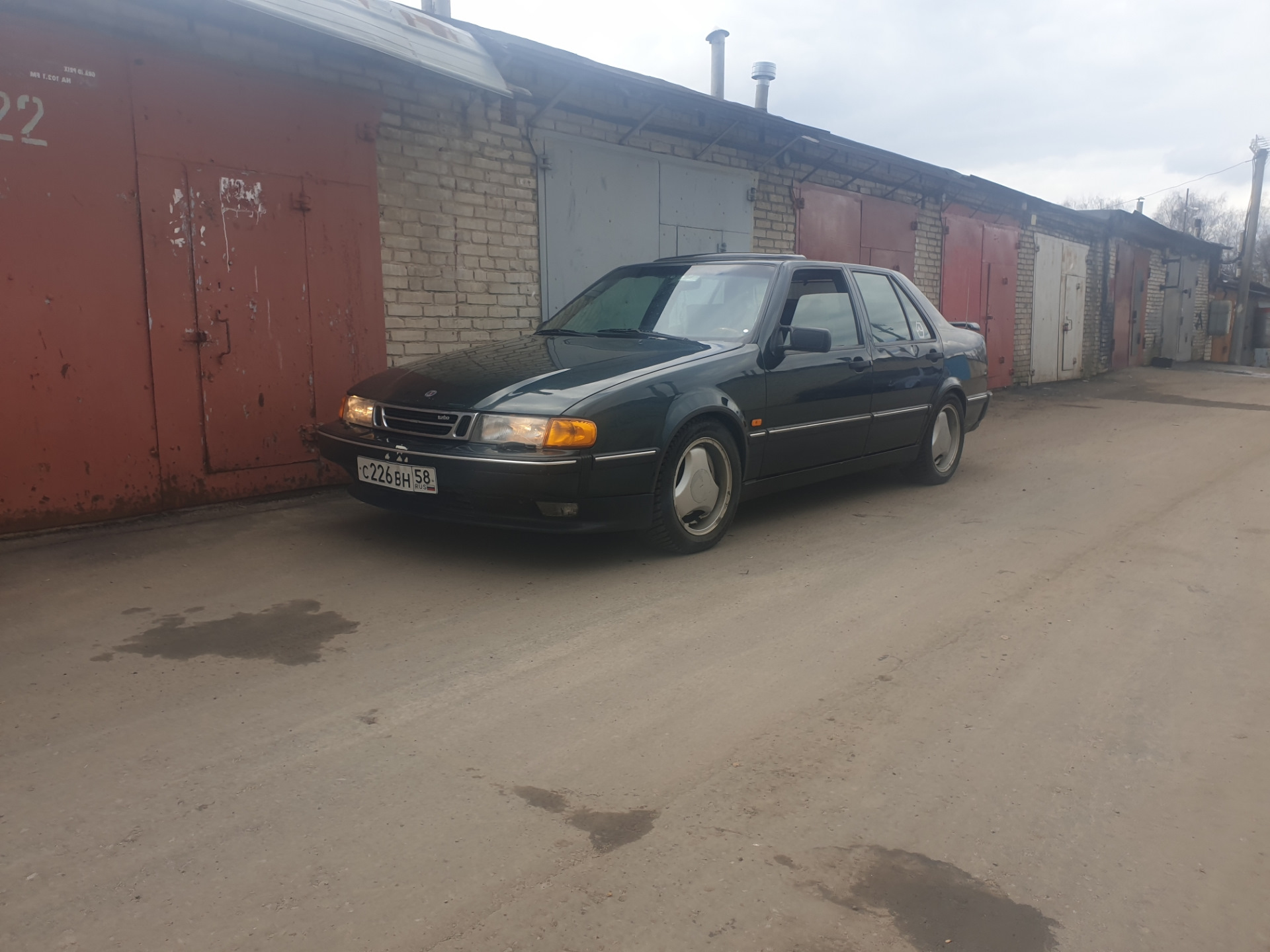 Мега музыка в тысячник — Saab 9000, 2,3 л, 1994 года | автозвук | DRIVE2