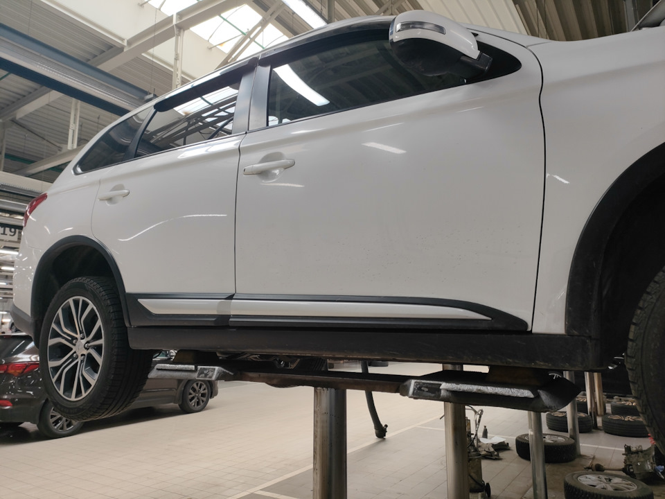 Всего понемногу и инспекционное ТО в Рольф — Mitsubishi Outlander (3G ...