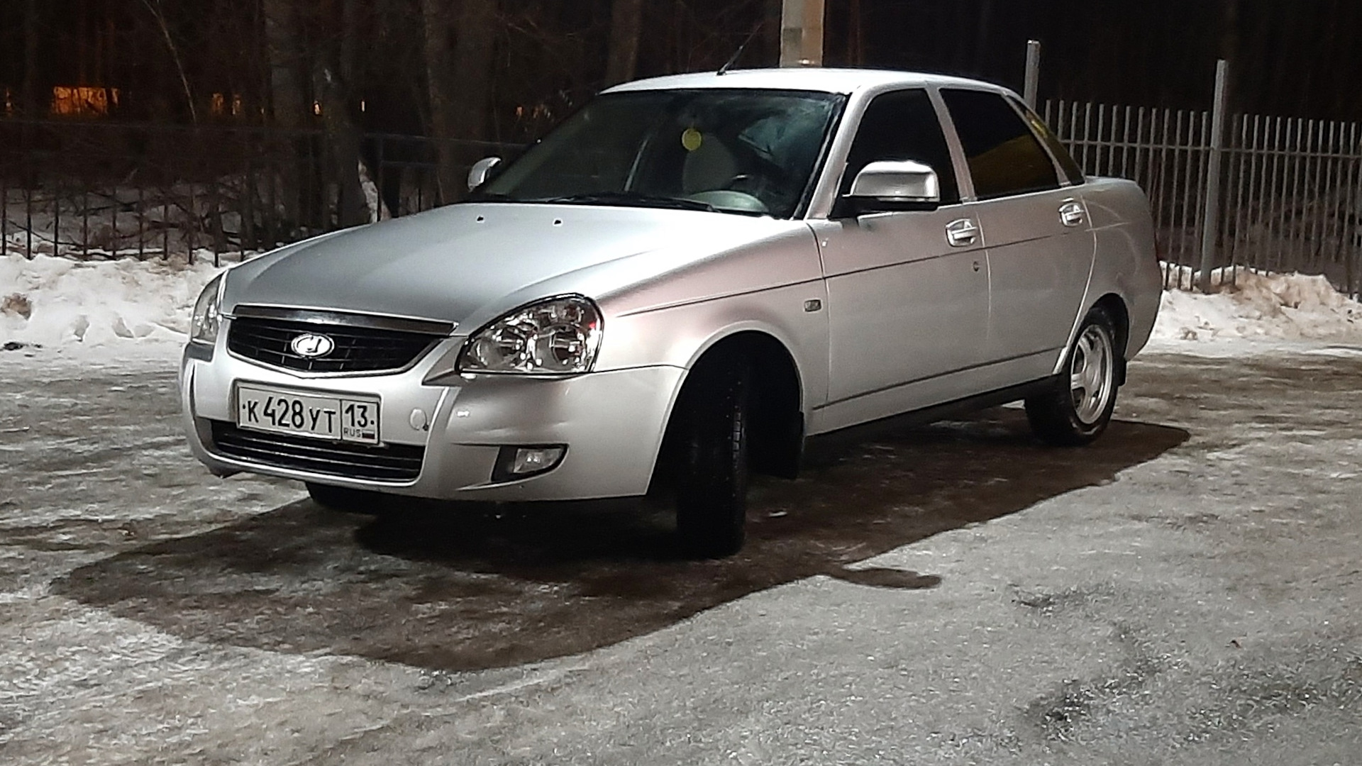 Lada Priora 2 седан Снежка