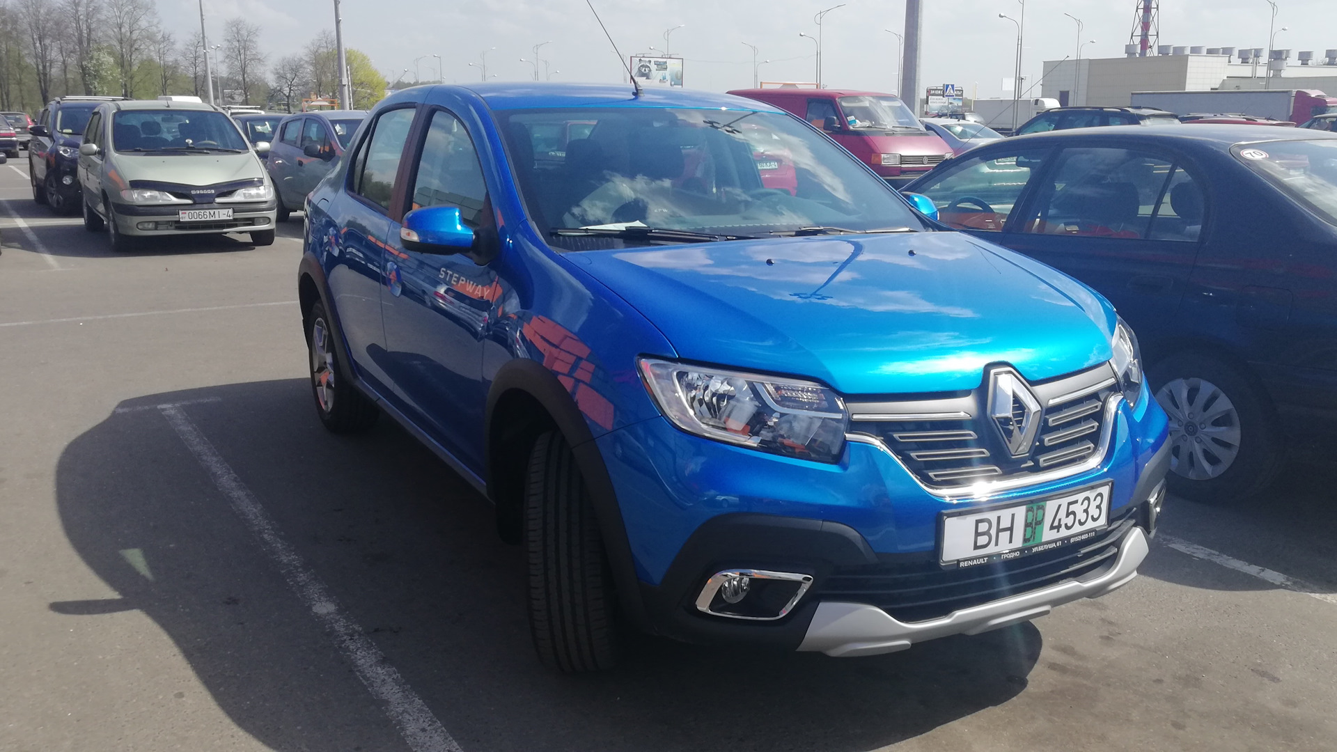 Renault Logan Stepway 1.6 бензиновый 2019 | 1,6, 16 клапанов, 113л.с на  DRIVE2