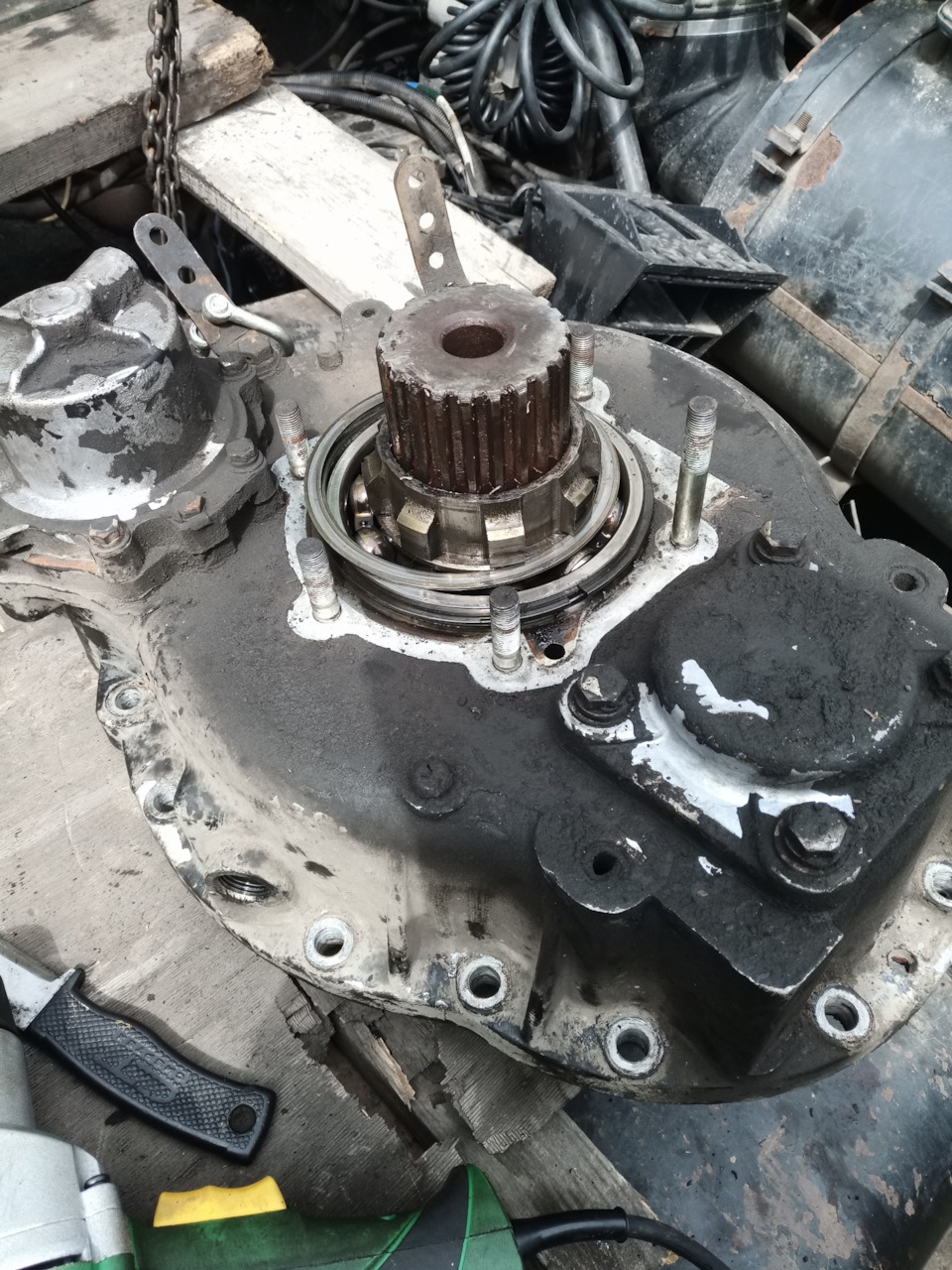 Неисправность демультипликатора. — МАЗ 5440 А5, 1,5 л, 2011 года ...