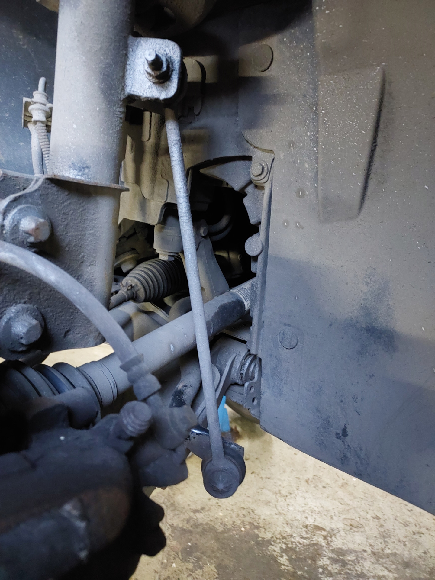 Стучит стойка стабилизатора, а пробег всего 22 т.км. — Citroen Grand C4 ...