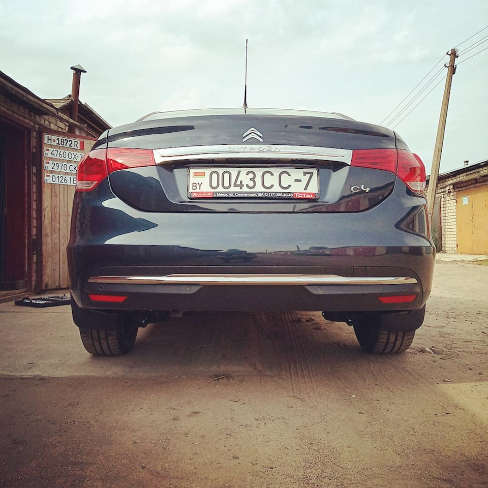 Покупка и установка передних и задних брызговиков PSA на Citroen C4 L ...