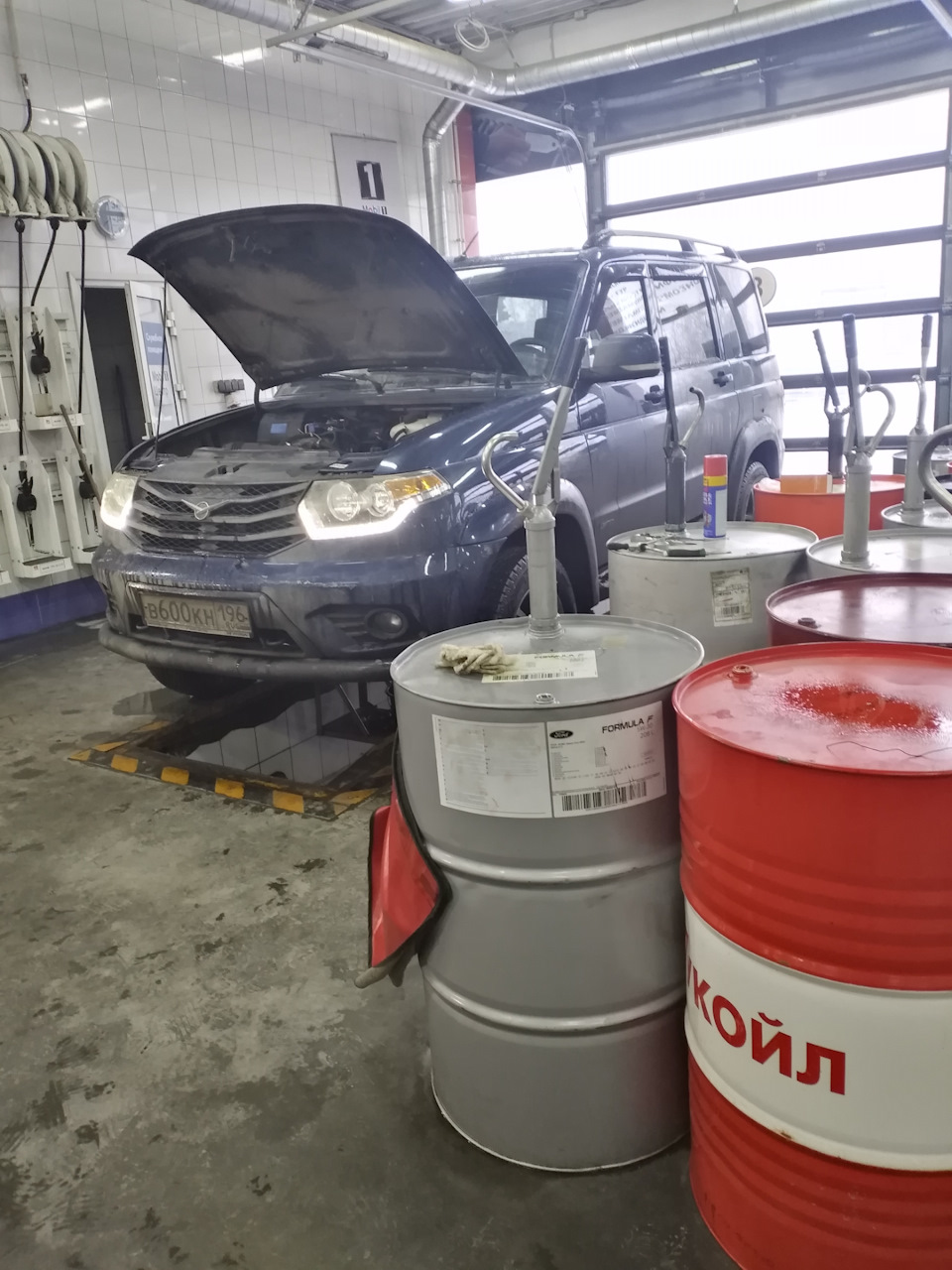 Замена масла — УАЗ Patriot, 2,7 л, 2015 года | плановое ТО | DRIVE2