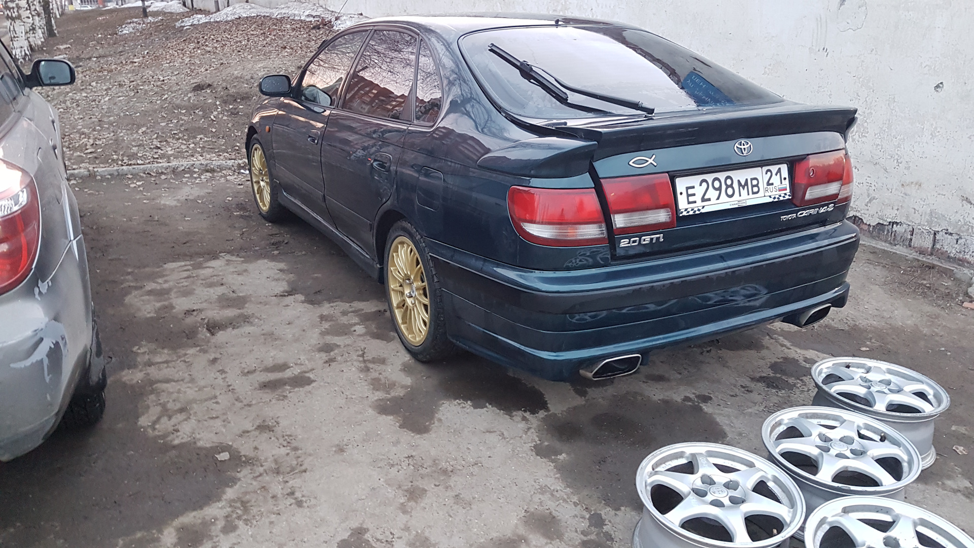 Toyota Carina e GTI 2 0