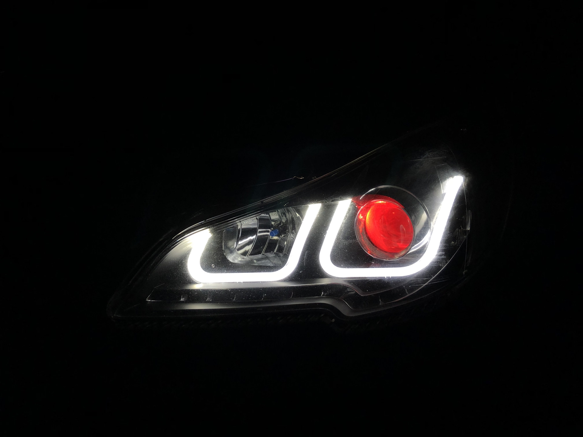 Devil eyes фары. Подсветка для линз Devil Eyes. Подсветка линзы в фаре RGB. Подсветка для линз Devil Eyes белая. Подсветка линзы фары Devil Eyes белая.