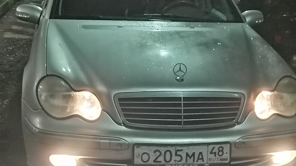 Не открывается с ключа, замок не реагирует на ключ. — Mercedes-Benz C ...