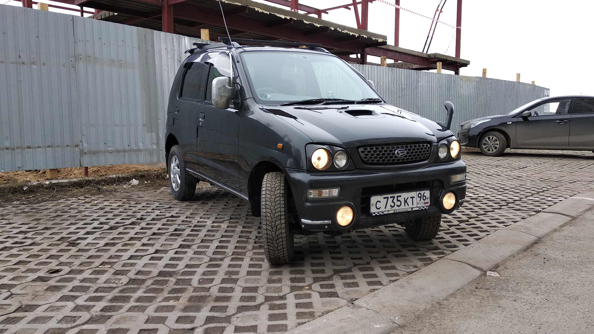 Daihatsu Terios Kid 0.7 бензиновый 2000 | турбо на DRIVE2