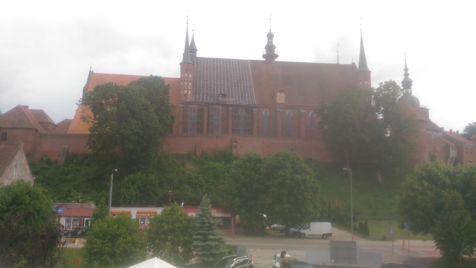 Вид с балкона — Toyota Celica (230)