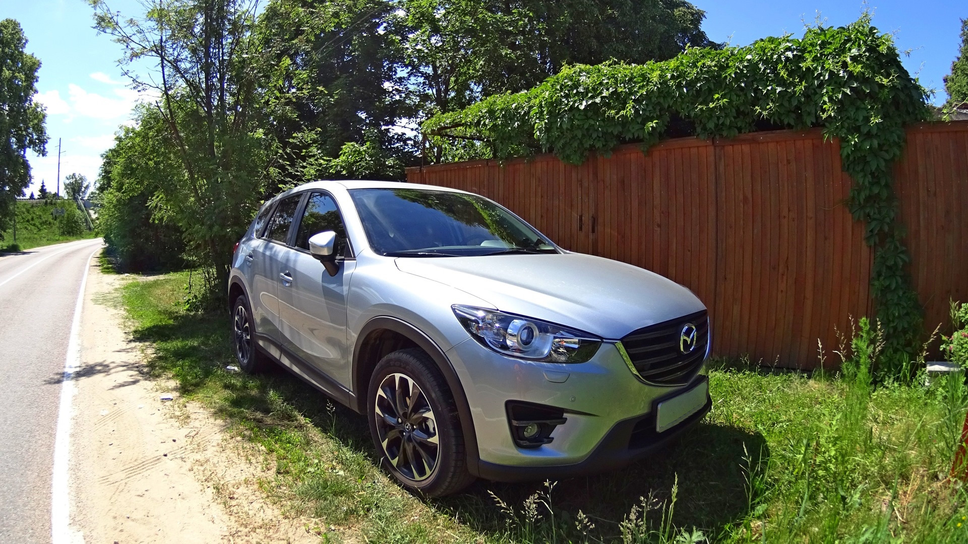 Mazda CX-5 (1G) 2.0 бензиновый 2015 | 