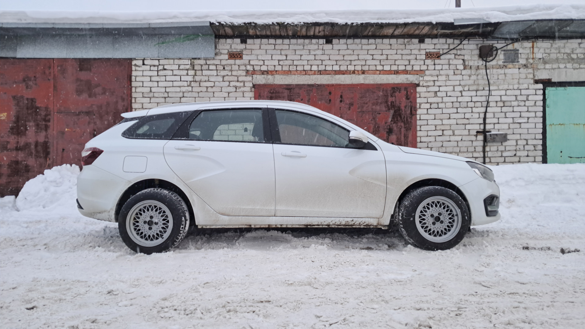 Диски на Весту — Lada Vesta SW (NG), 1,8 л, 2024 года | колёсные диски ...